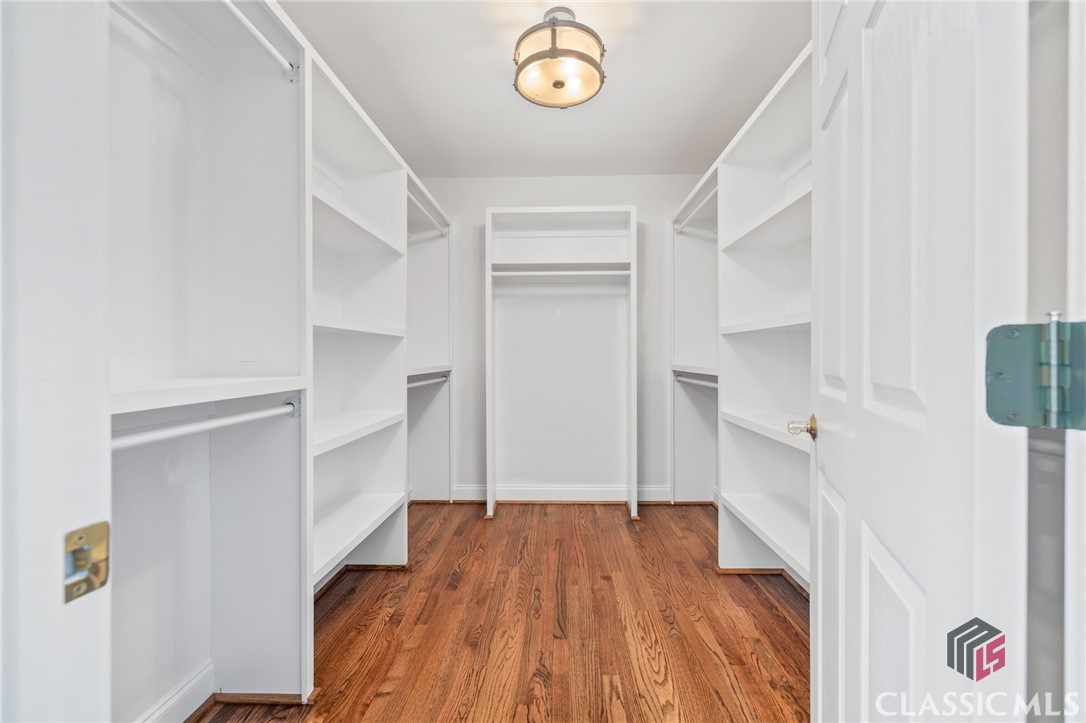 1193 Mallard Lake Drive