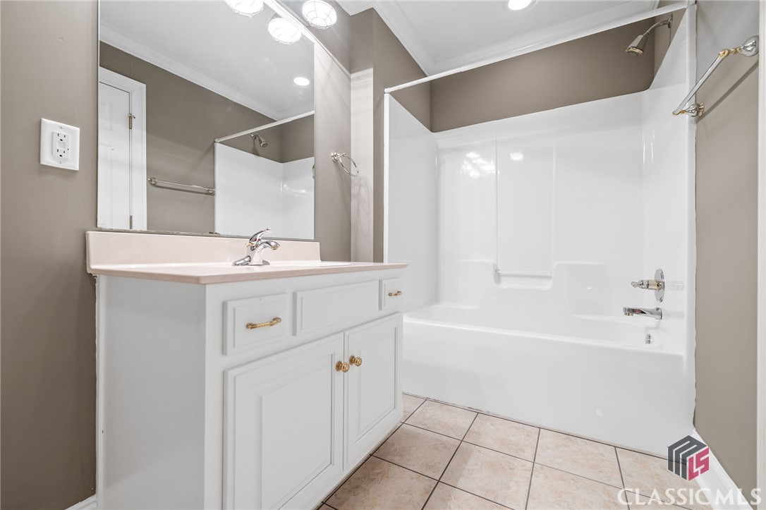 1193 Mallard Lake Drive