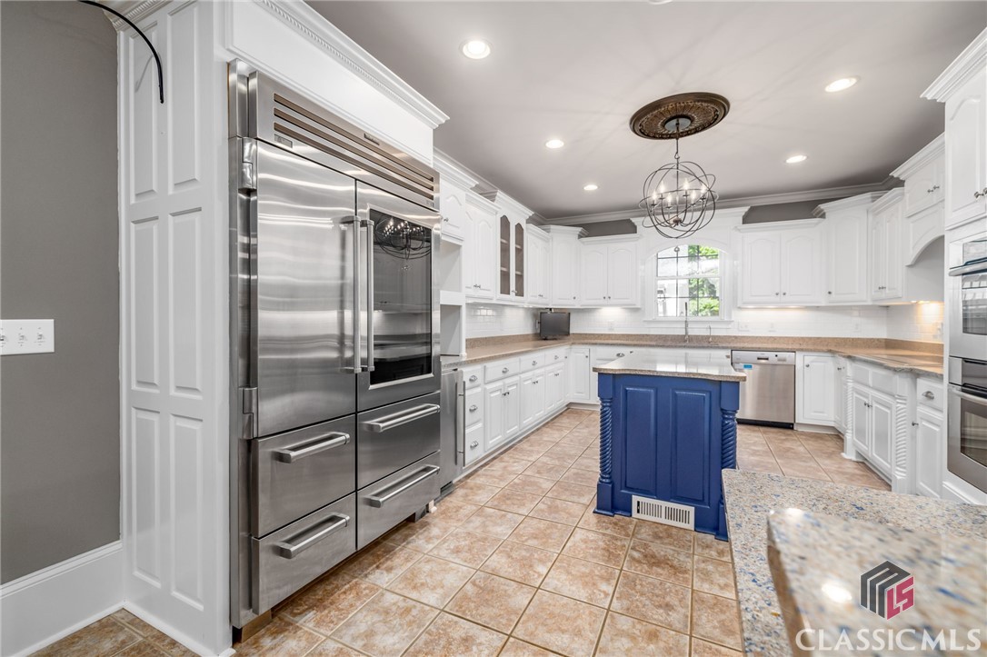 1193 Mallard Lake Drive