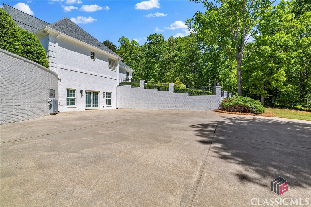 1193 Mallard Lake Drive