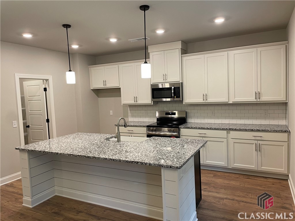 241 Overcup Court