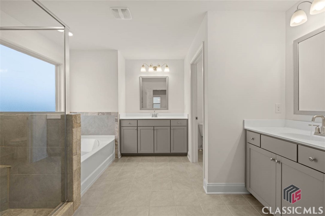 1949 Brookstone Crossing Unit: 4B