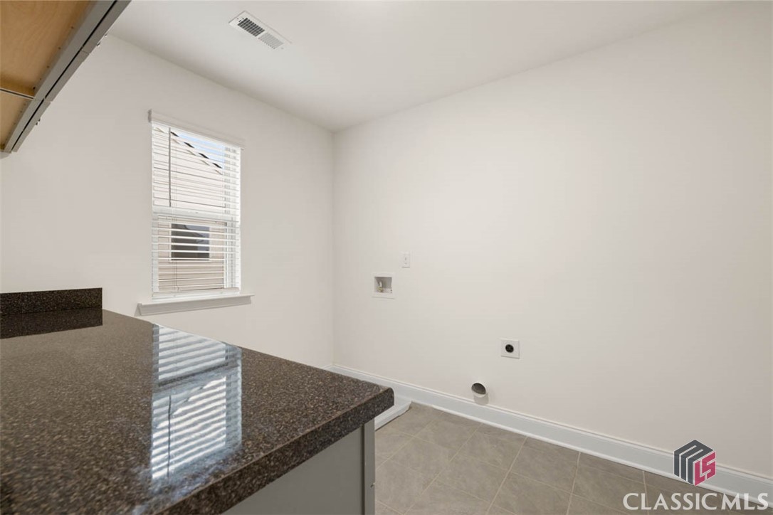 1949 Brookstone Crossing Unit: 4B