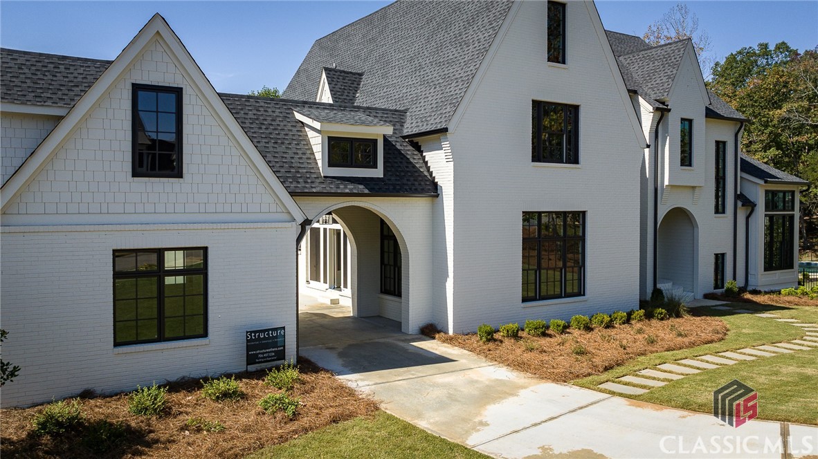 3022 Spartan Estates Drive