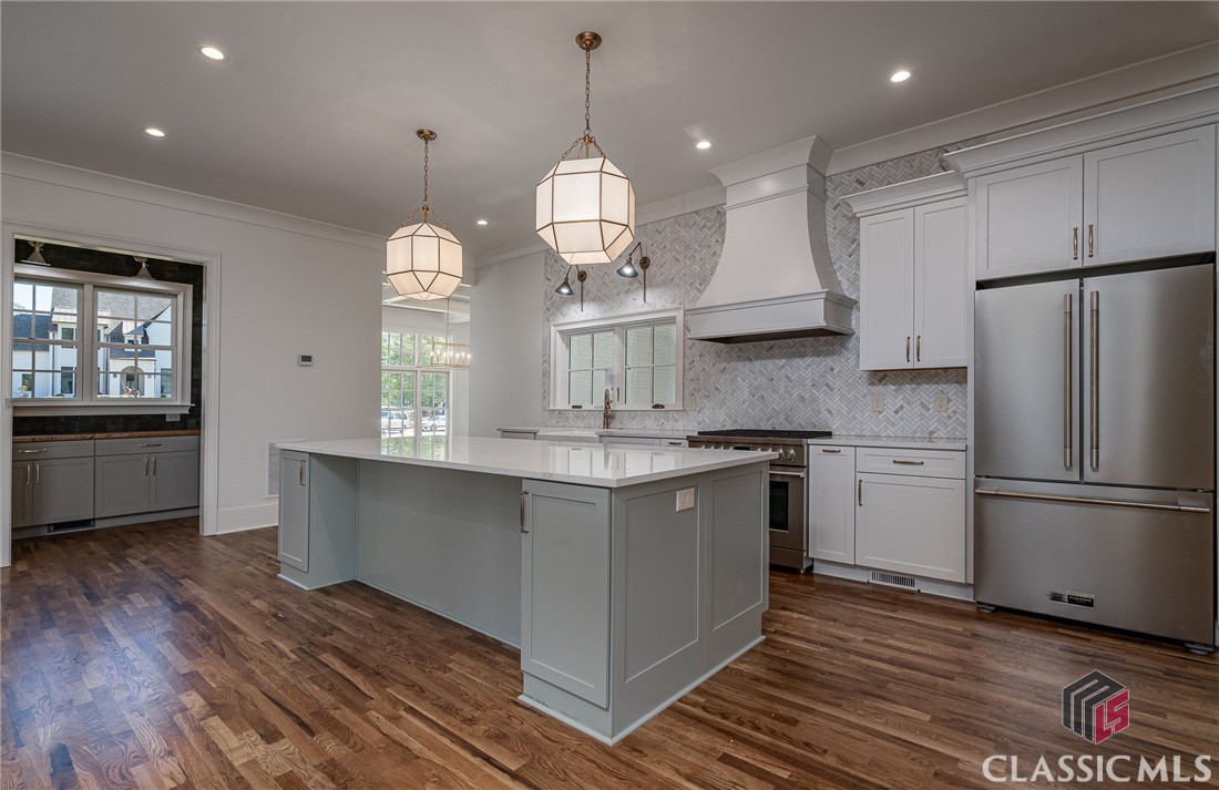 3022 Spartan Estates Drive