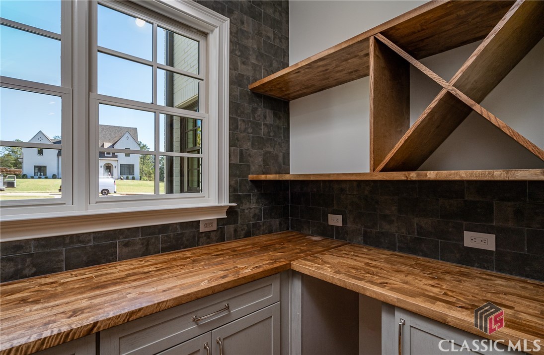 3022 Spartan Estates Drive