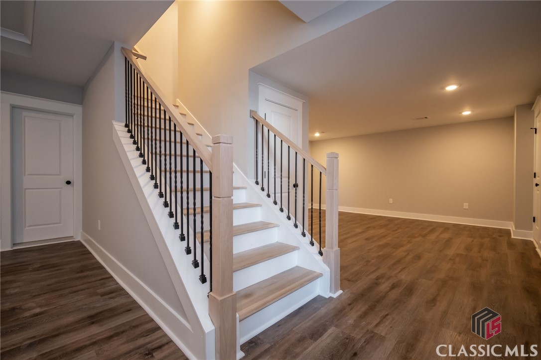 210 Highpointe Lane