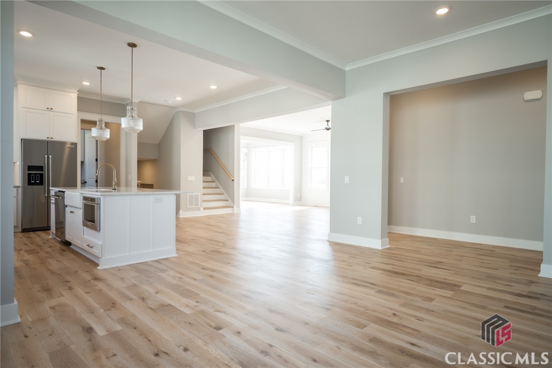 240 Highpointe Lane