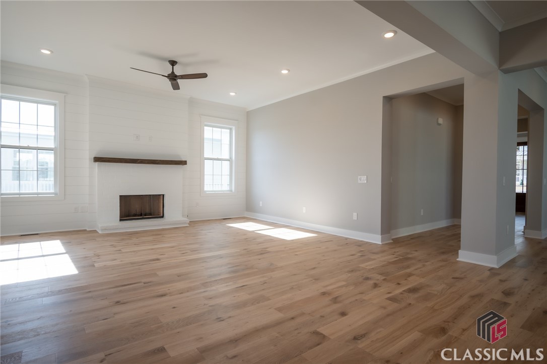 240 Highpointe Lane