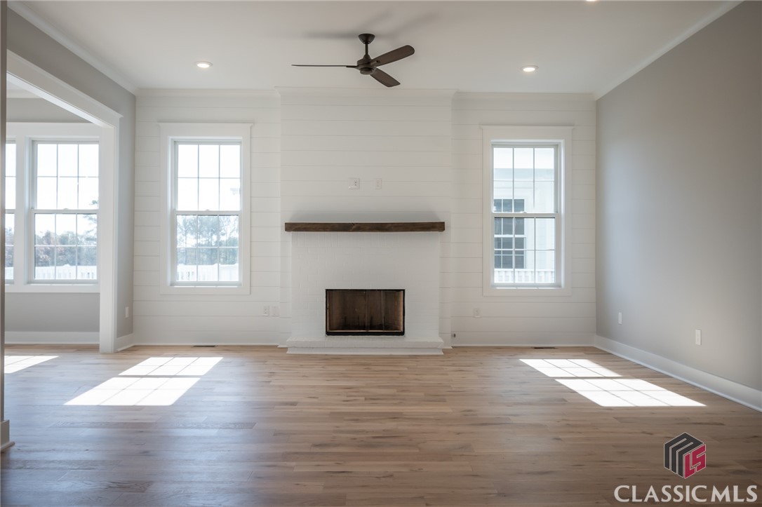 240 Highpointe Lane