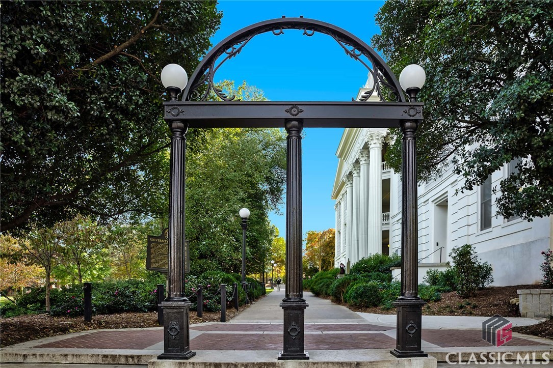2018 S Milledge Avenue Unit: 2