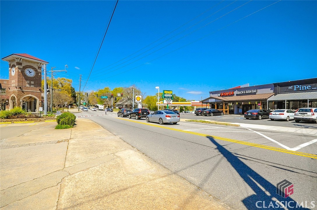 2018 S Milledge Avenue Unit: 2