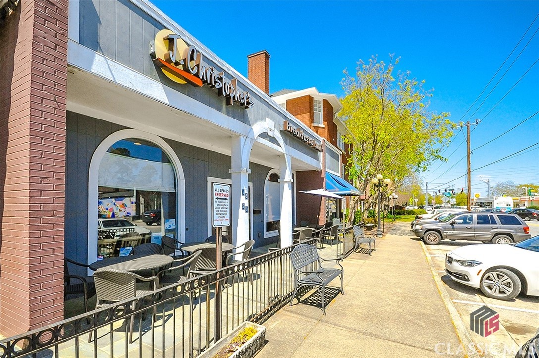 2018 S Milledge Avenue Unit: 2