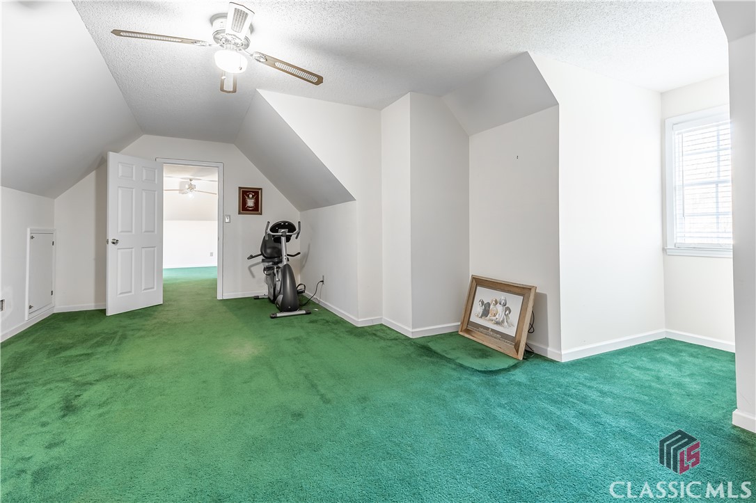 286 Lakeview Drive