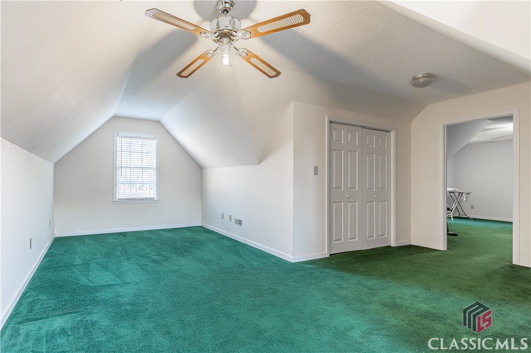 286 Lakeview Drive