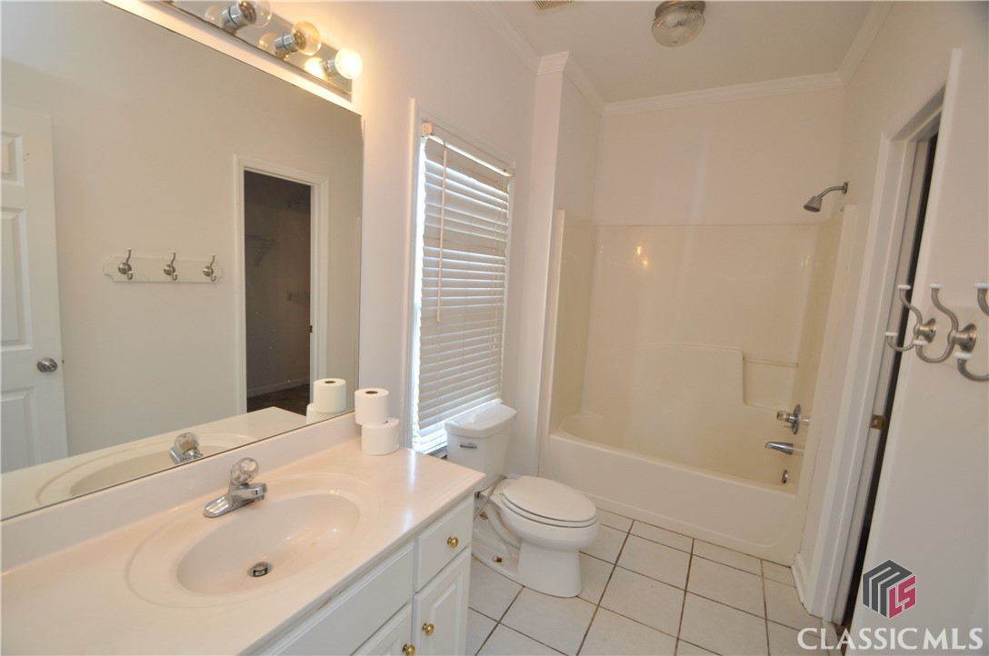 1100 Founders Boulevard