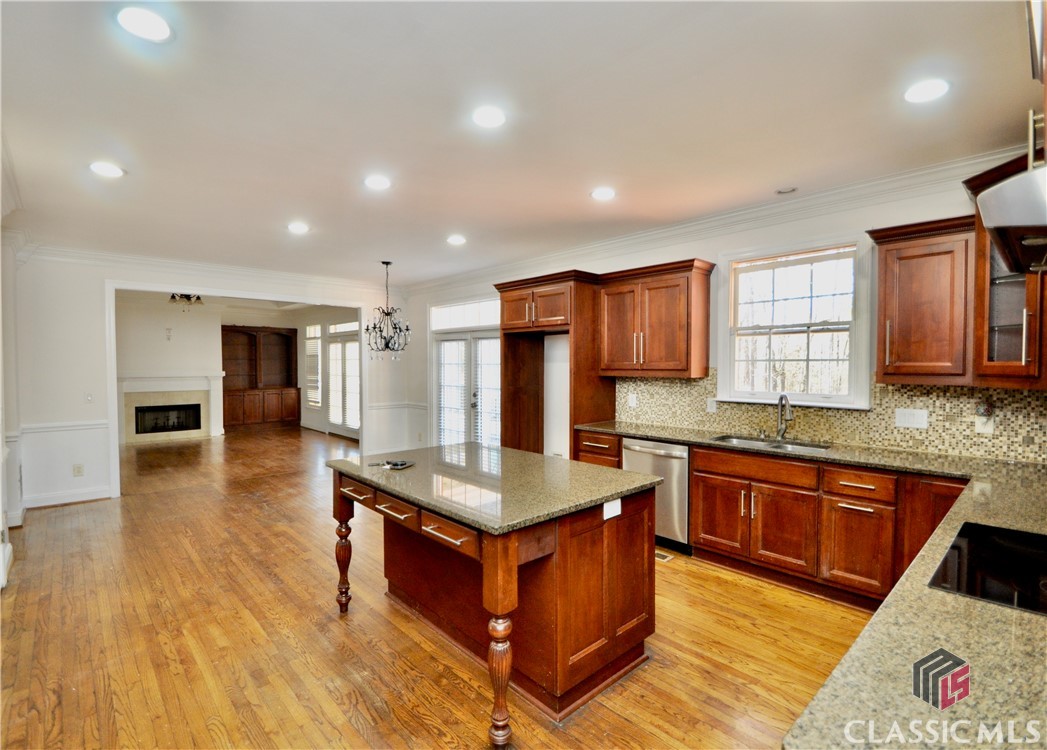 1100 Founders Boulevard