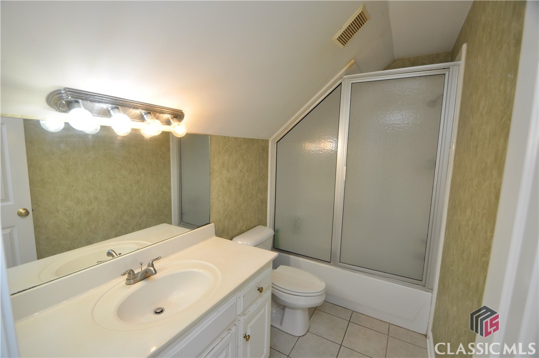 1100 Founders Boulevard