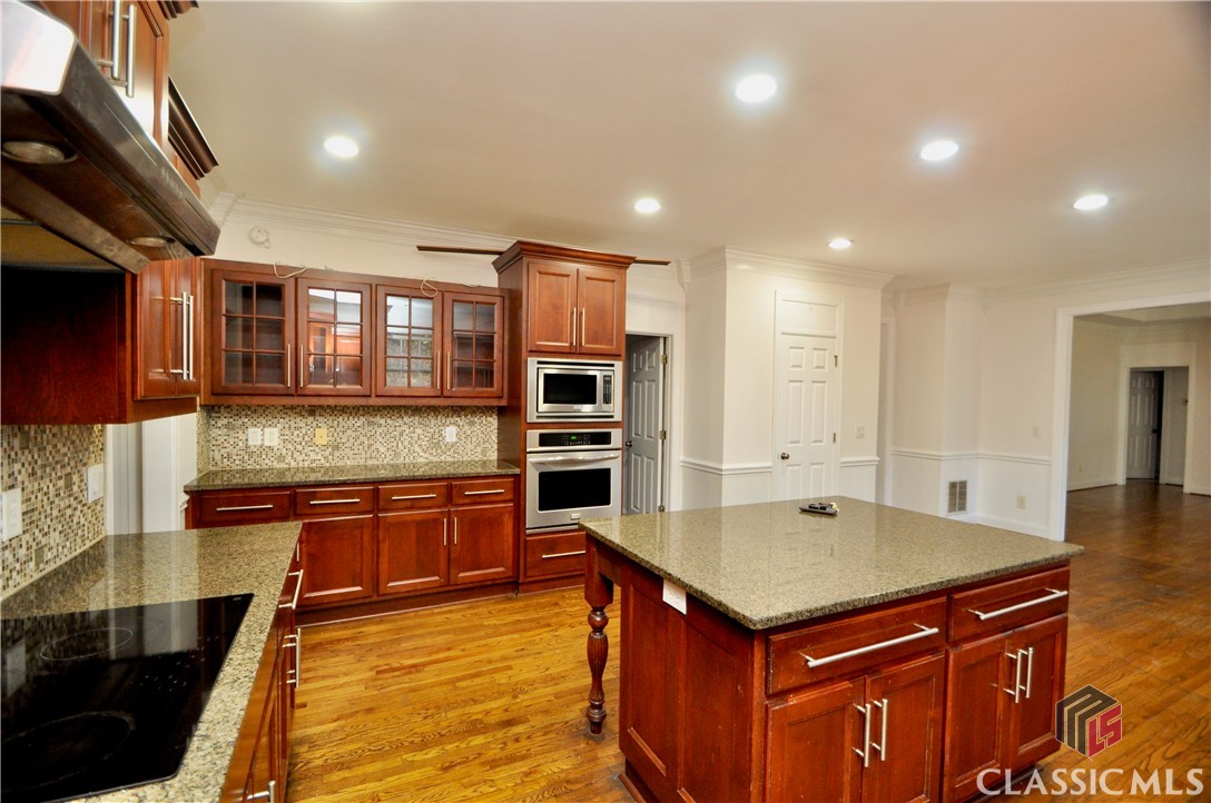 1100 Founders Boulevard