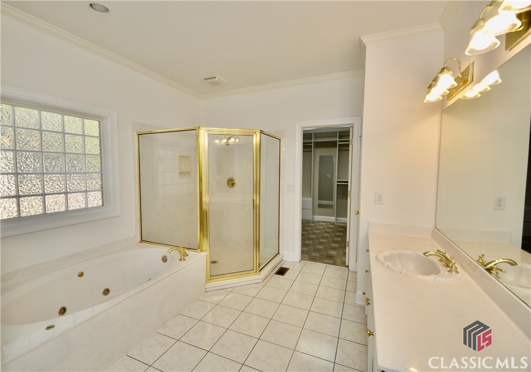 1100 Founders Boulevard