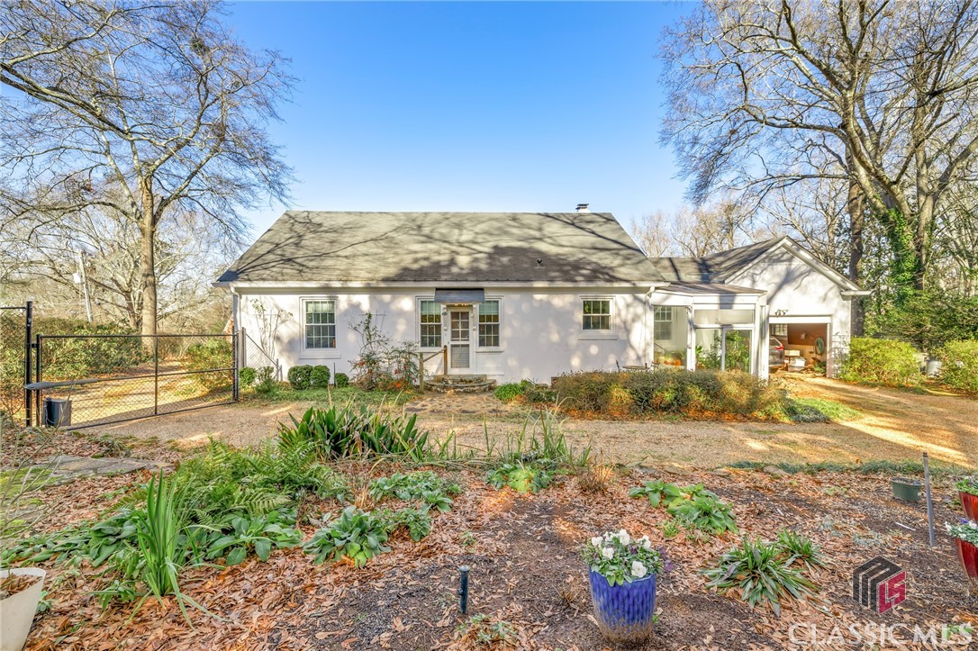 215 Westview Drive