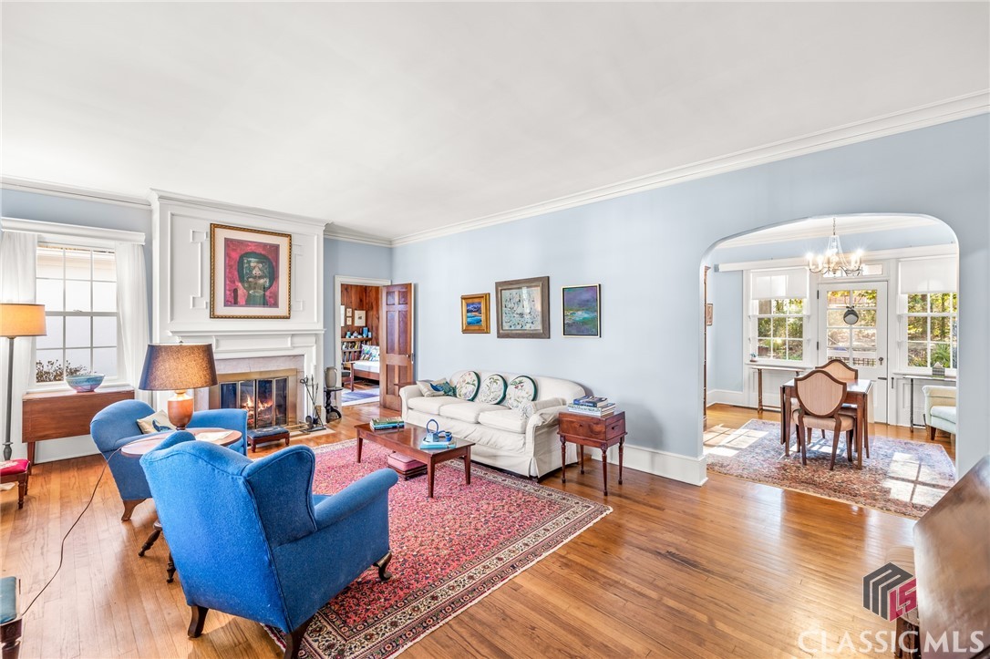 215 Westview Drive