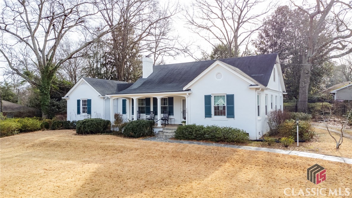 215 Westview Drive