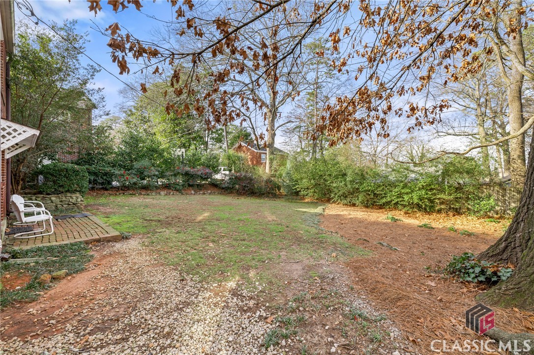 555 University Drive