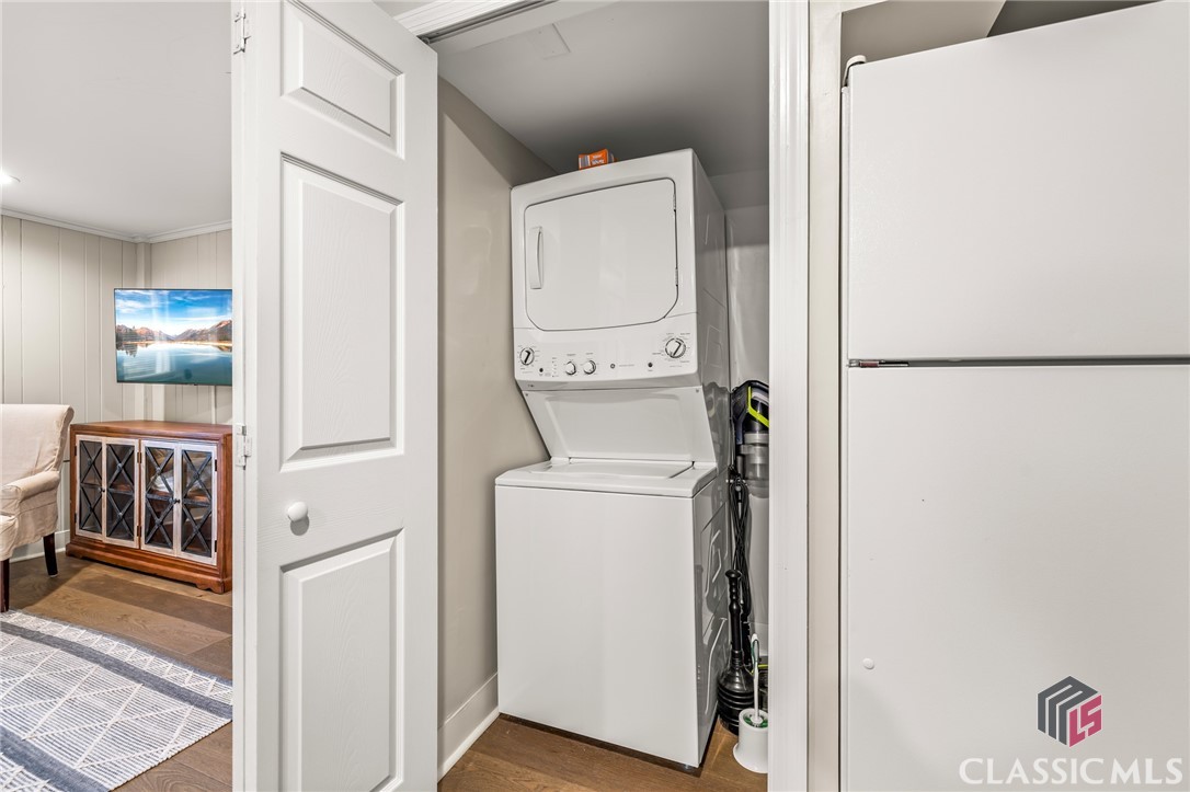 555 University Drive