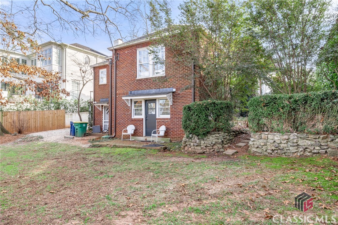 555 University Drive