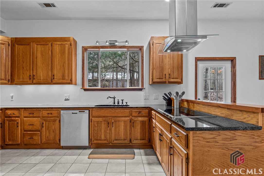 999 Crooked Creek Road