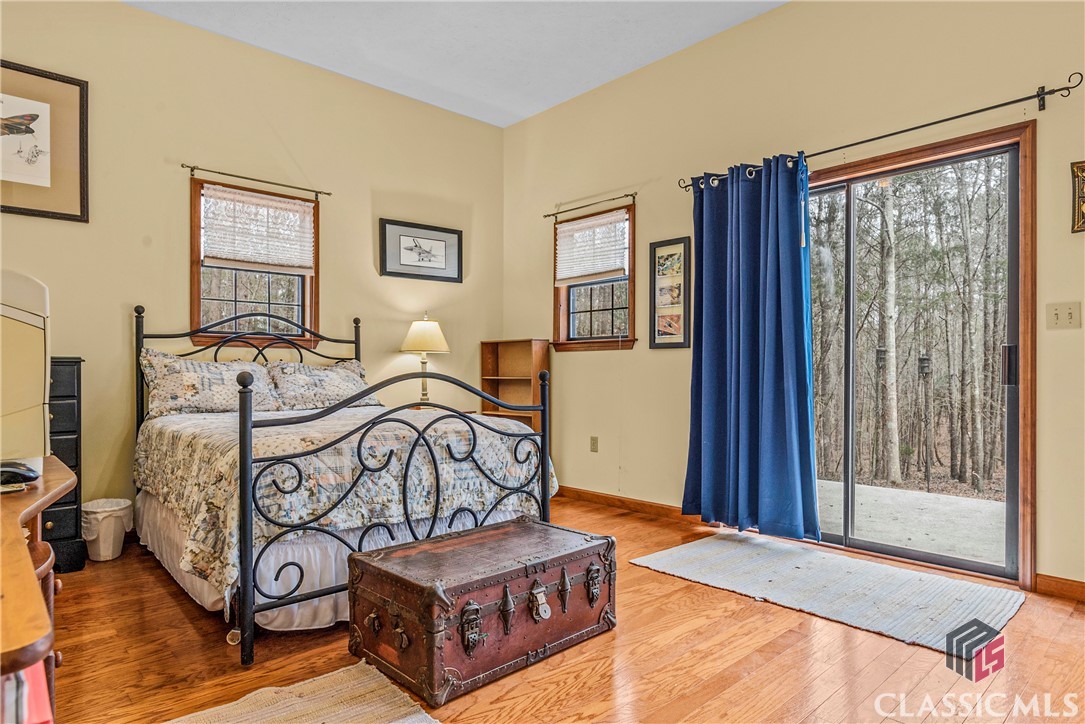 999 Crooked Creek Road