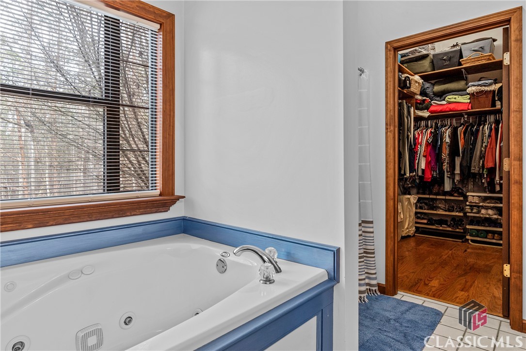 999 Crooked Creek Road