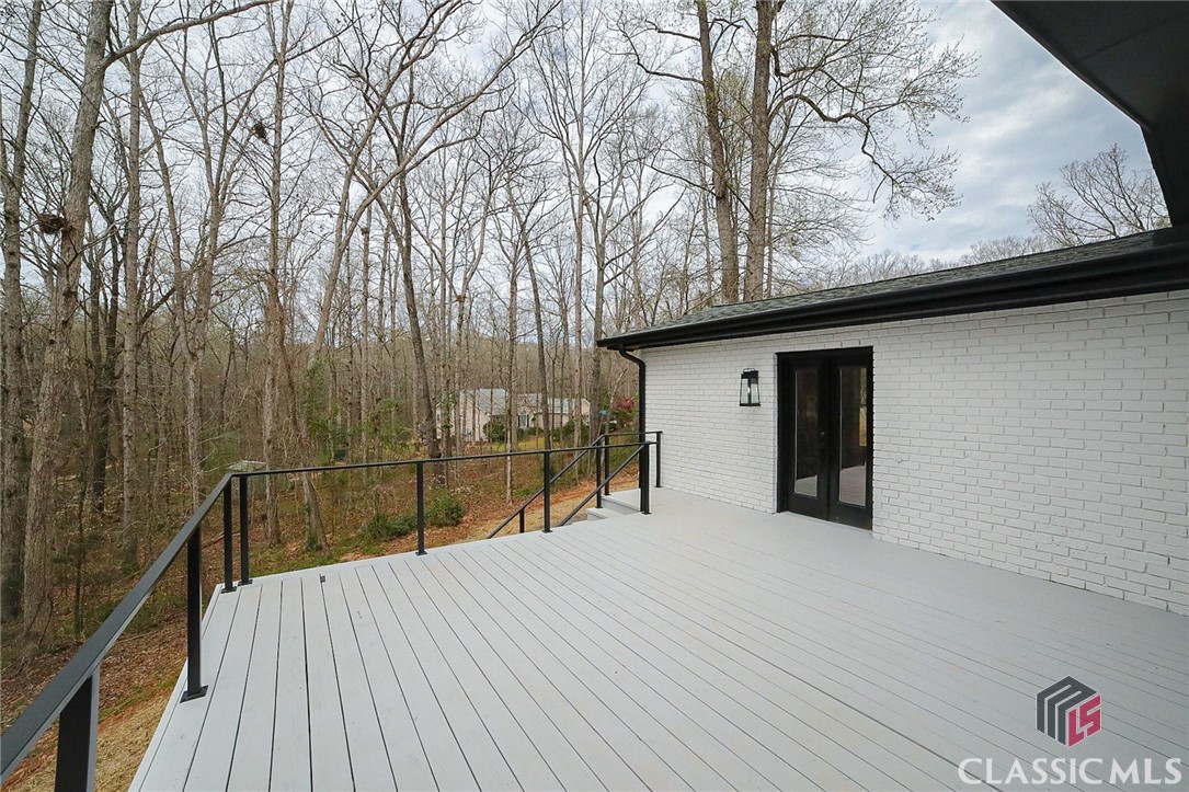 1041 Hollow Creek Way