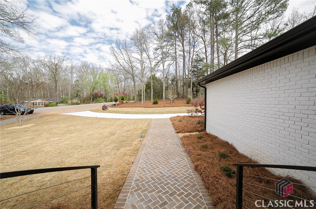 1041 Hollow Creek Way