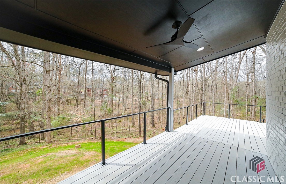 1041 Hollow Creek Way