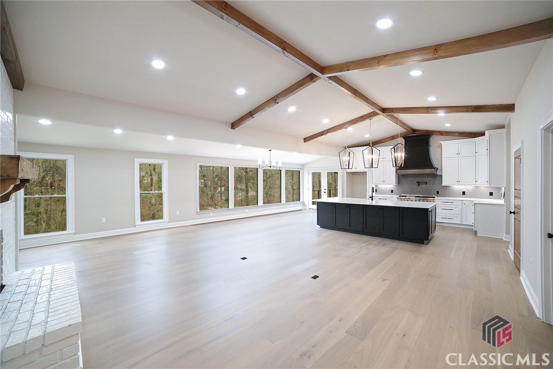 1041 Hollow Creek Way