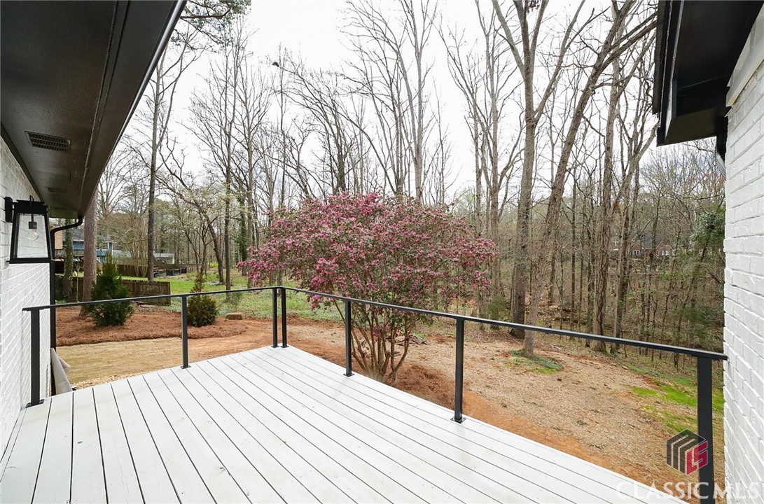 1041 Hollow Creek Way