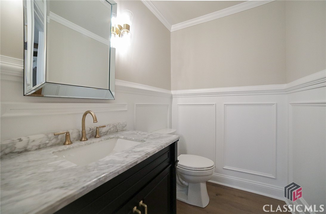 1041 Hollow Creek Way