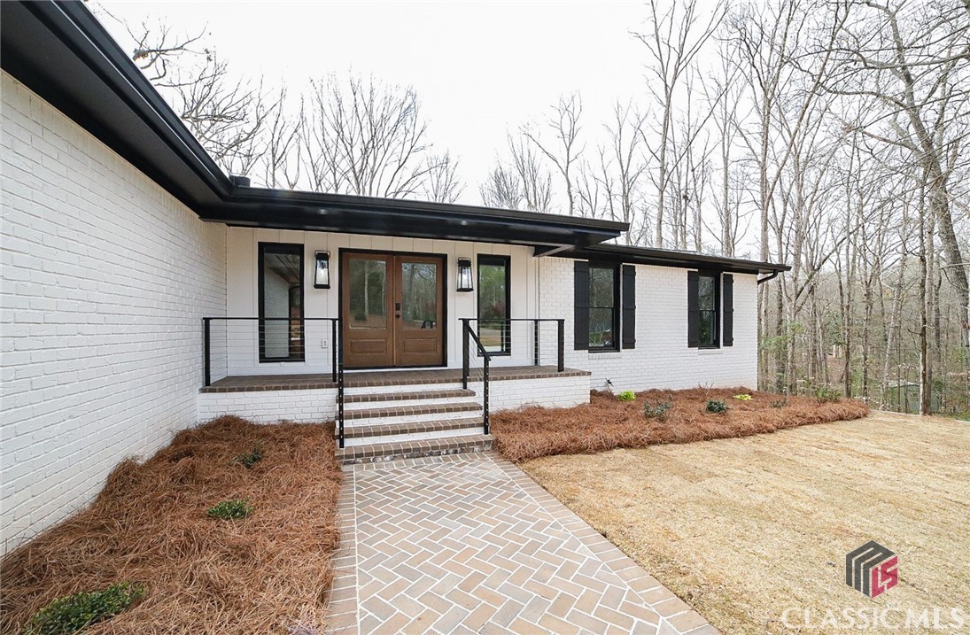 1041 Hollow Creek Way