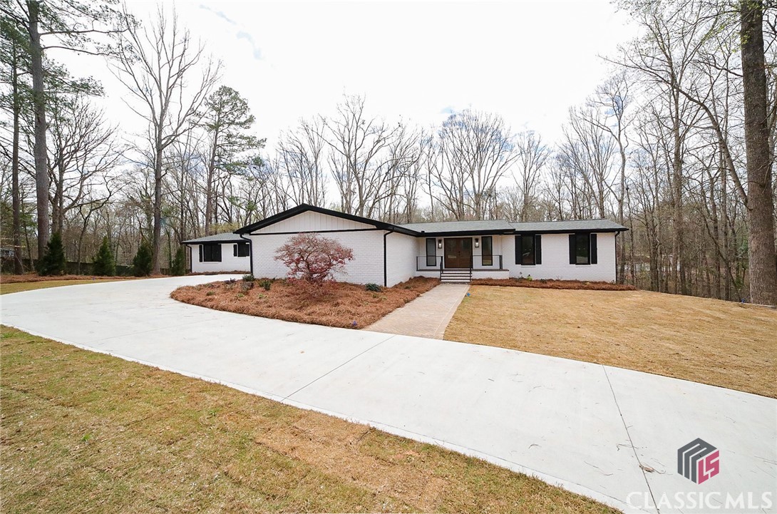 1041 Hollow Creek Way