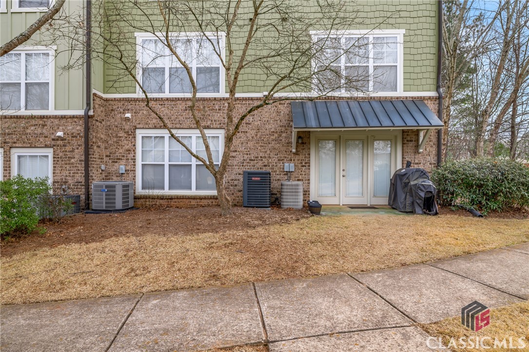 490 Barnett Shoals Road 228