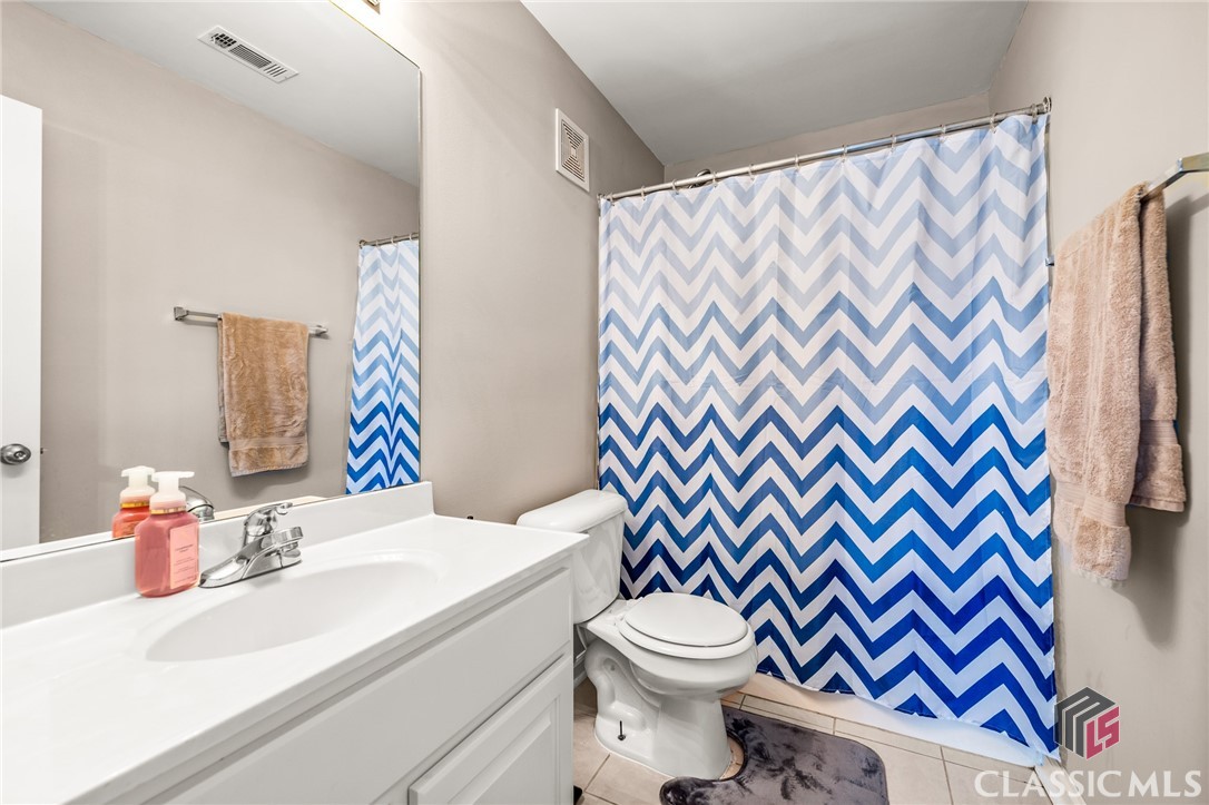 490 Barnett Shoals Road 228