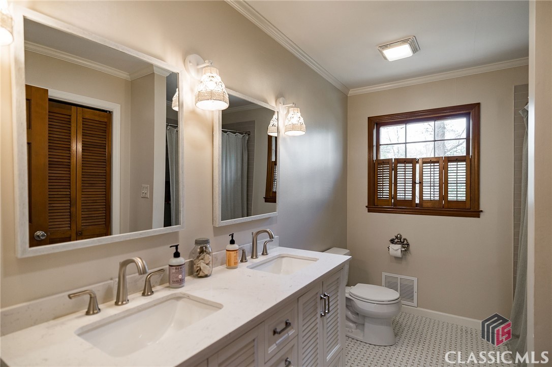 1230 Hickory Hill Drive