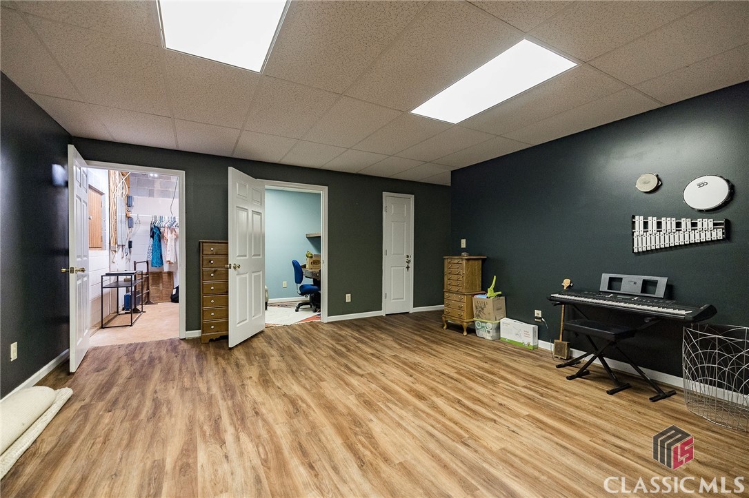 1230 Hickory Hill Drive