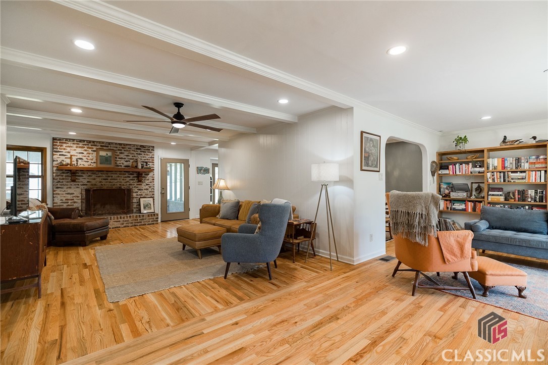 1230 Hickory Hill Drive