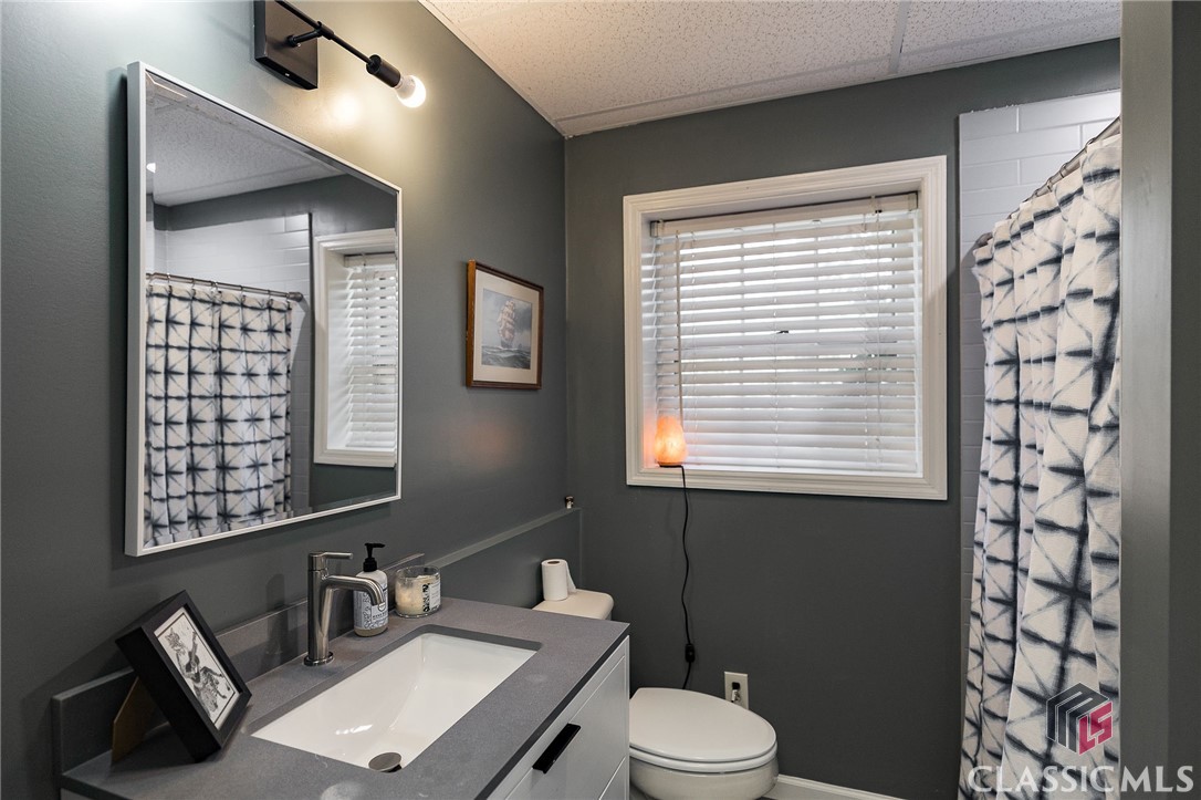 1230 Hickory Hill Drive