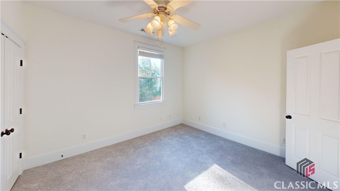 23 Chestnut Oak Run