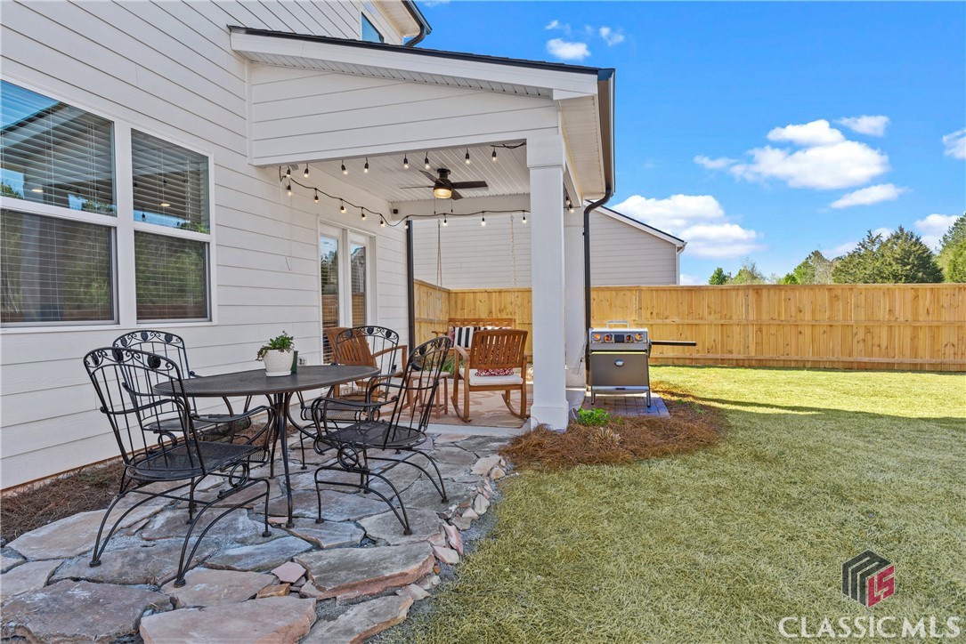 988 Graham Campbell Lane