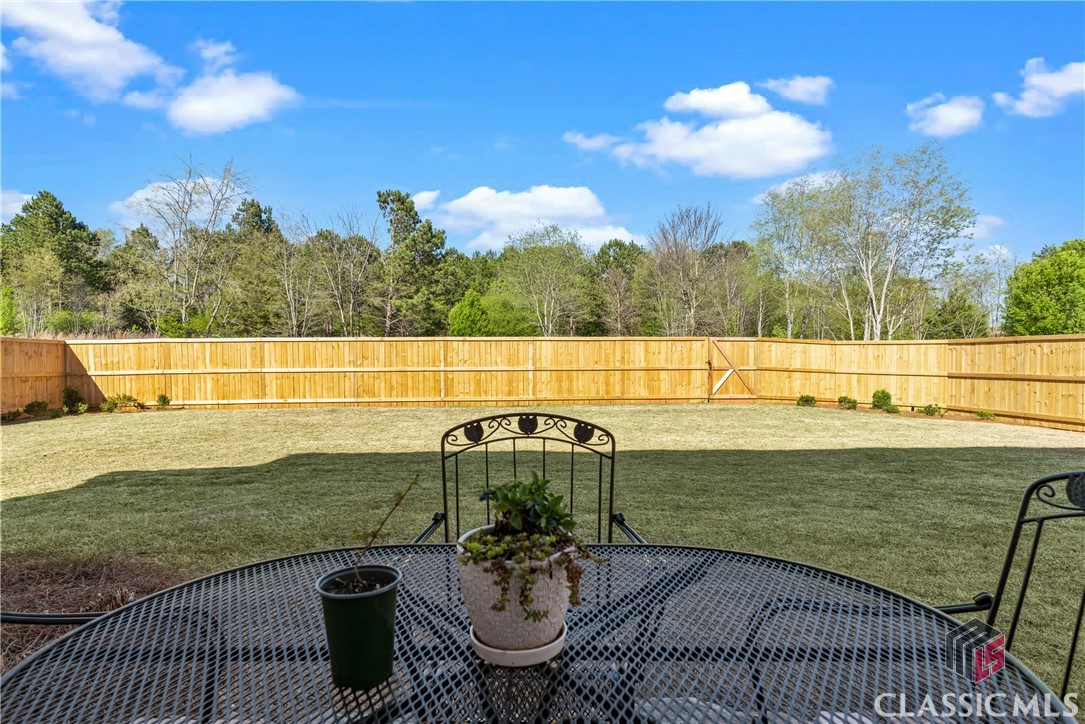 988 Graham Campbell Lane